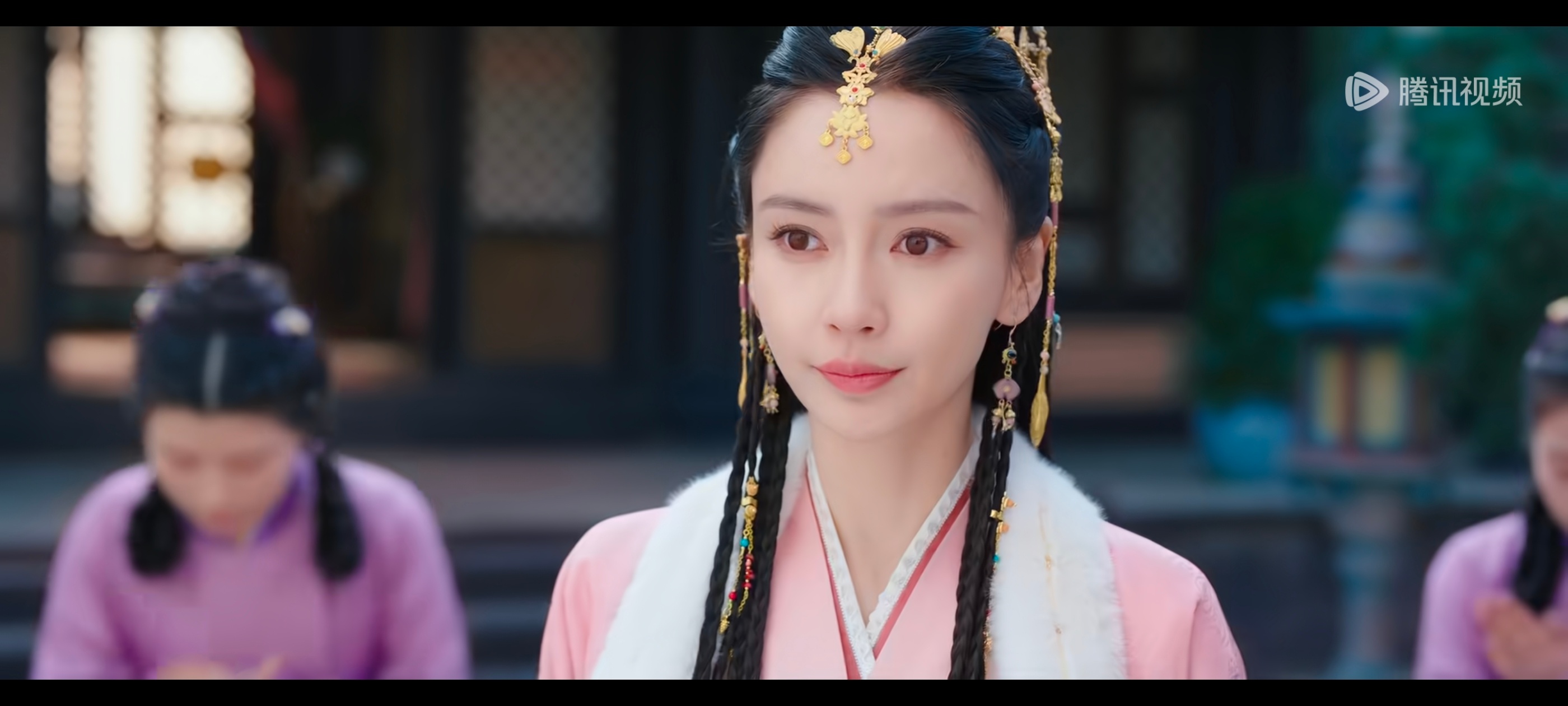 打光滤镜造型都不行🙅鼻在里面还没有尘缘里美 