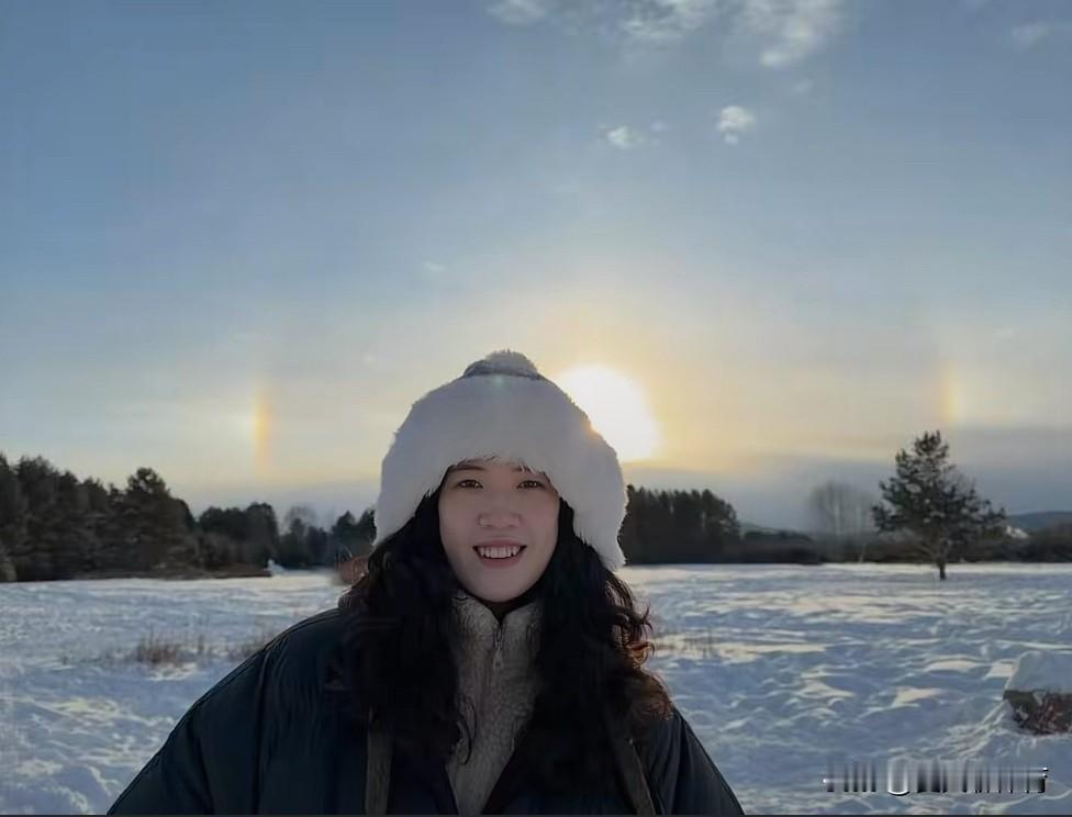 好漂亮的雪景！好漂亮的美女！东北孩子李盈莹对雪真的是情有独钟啊！2026年第一场