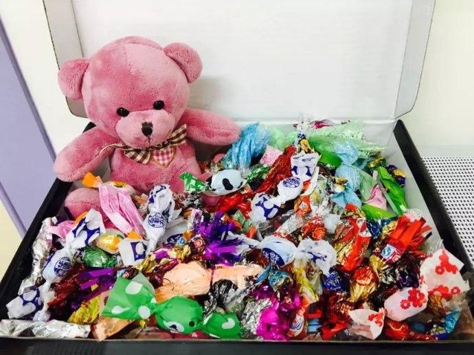 **“糖果经济学”：你给我一颗，我却盯着别人两颗不放，真有趣！**

大家好，今