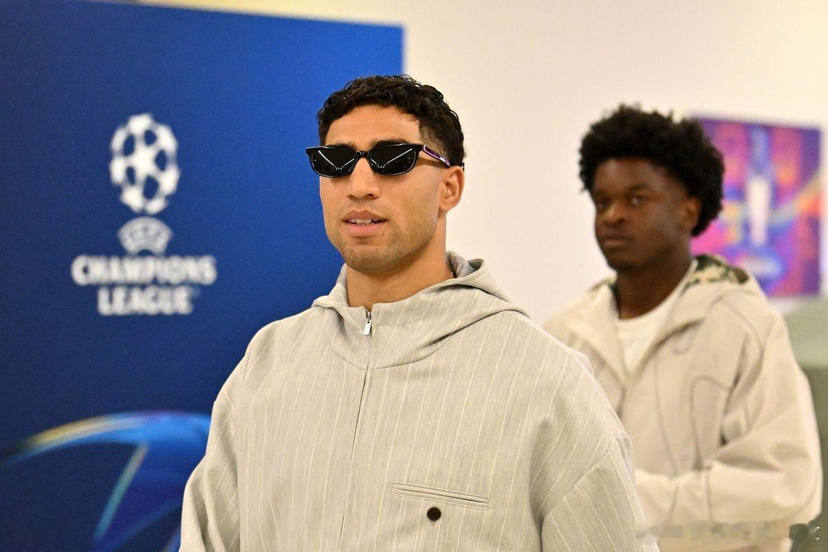 拜仁vs巴黎圣日耳曼Achraf Hakimi 🕶️ 