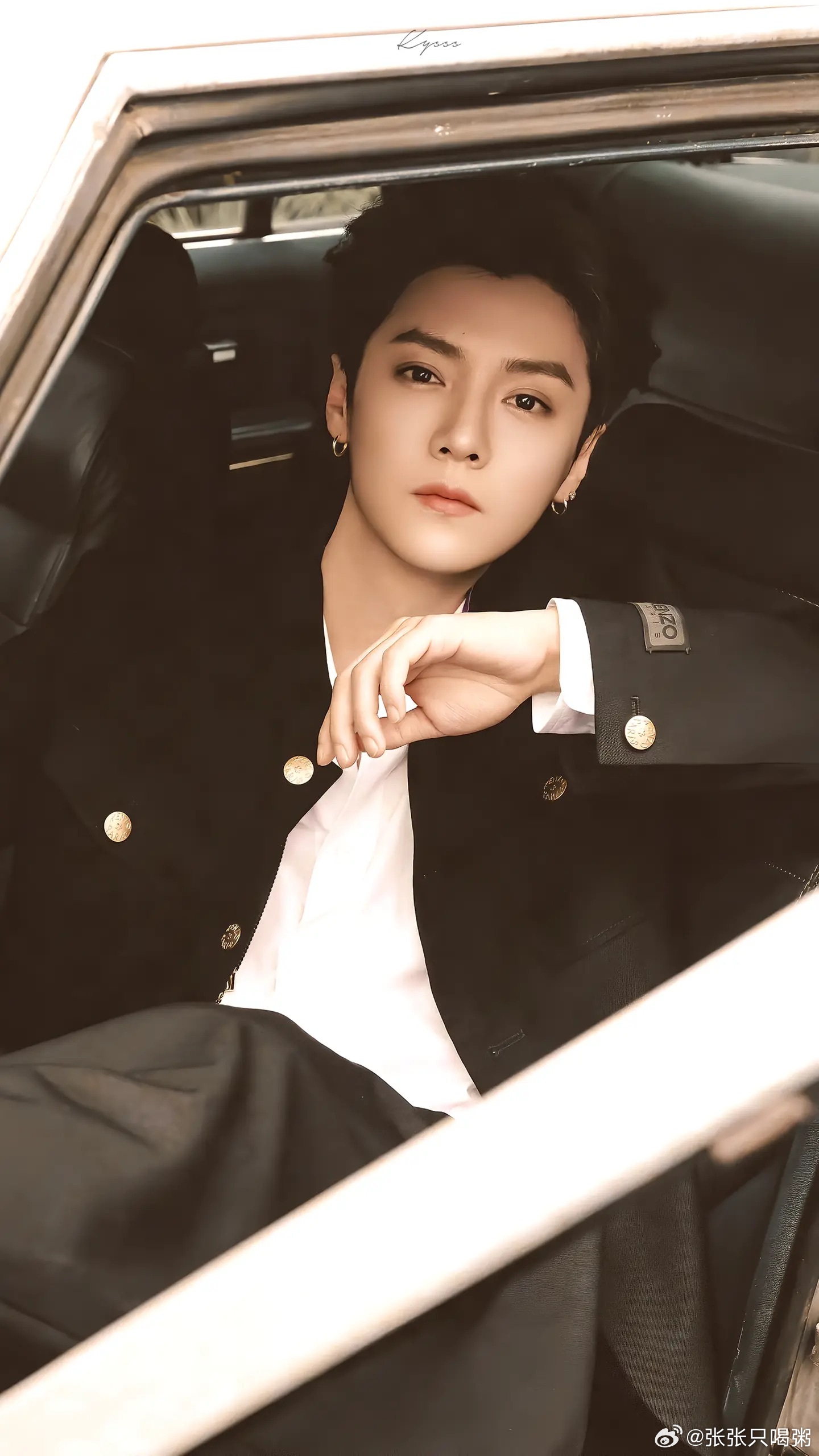 总感觉鹿晗二十出头！ 