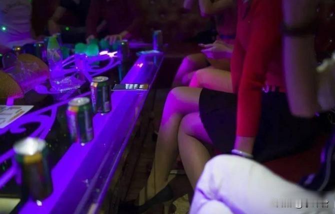 湖南已婚男约同事玩乐猝死 家属索赔40万被驳回 判决引发热议

长沙一个36岁的