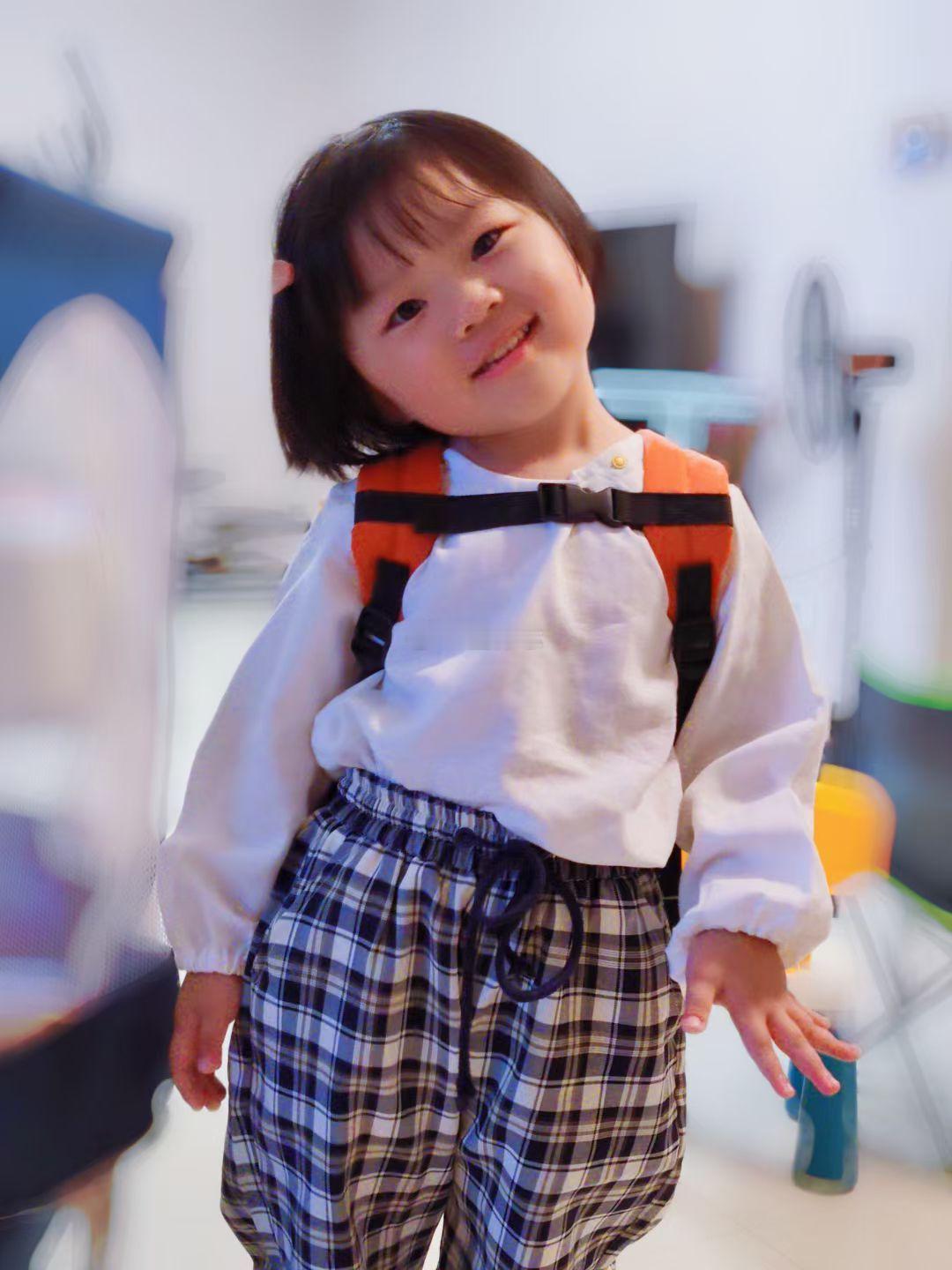 7岁8个月大的孩子，已经上了5年学了[允悲] ​​​