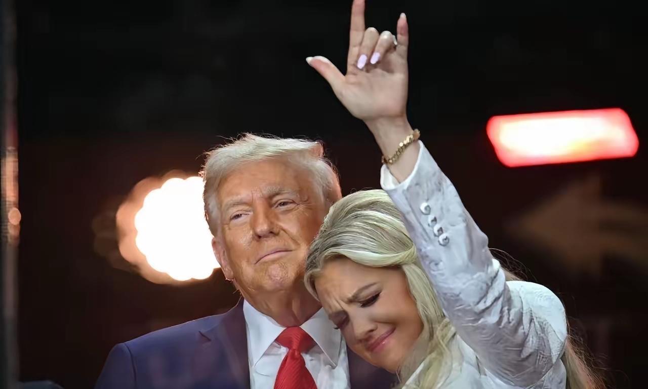 格陵兰风波：特朗普“趁热打铁”还是自伤一步
看似赢面在握，特朗普传出要拿下格陵兰