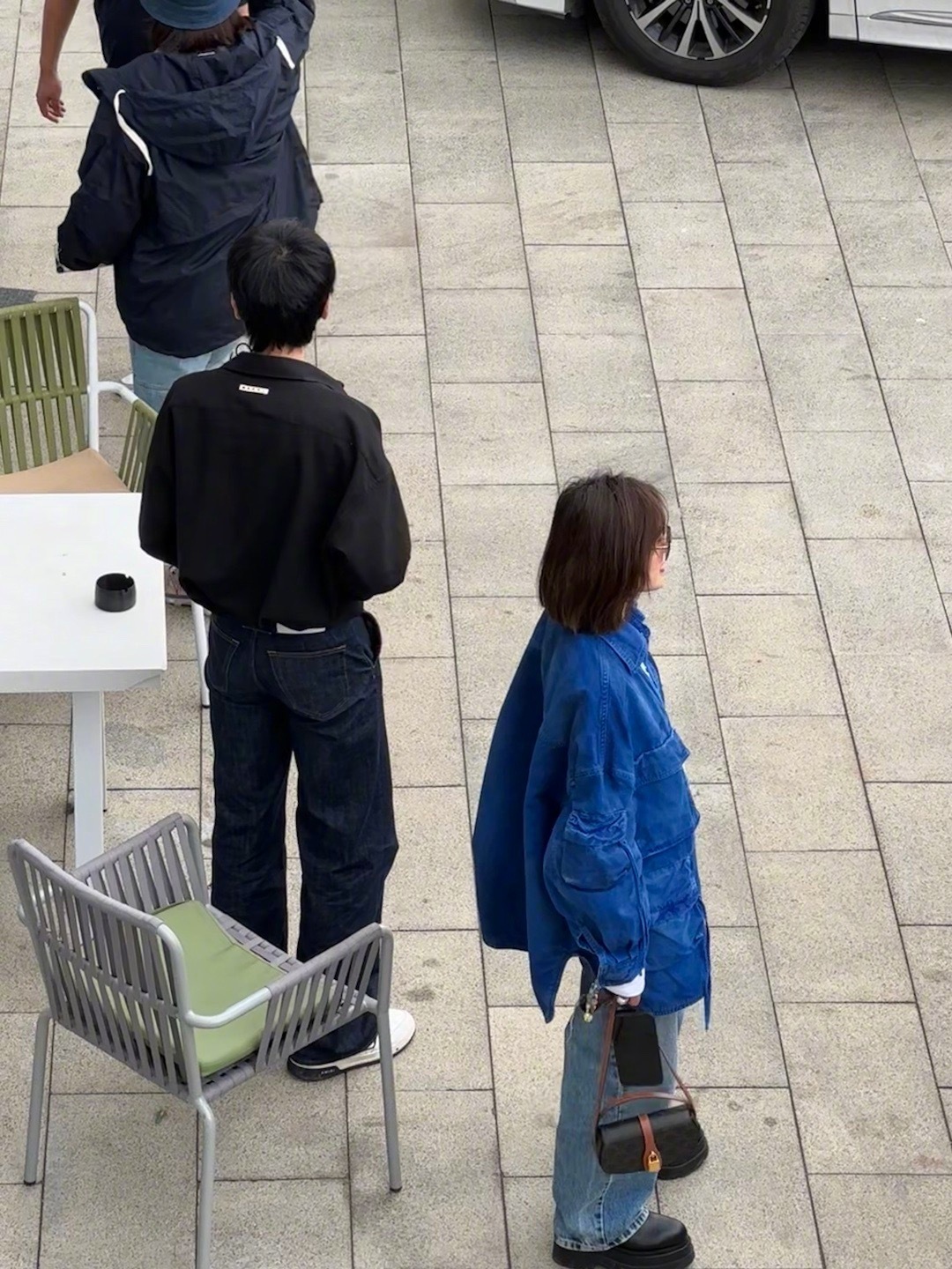 #新疆偶遇张若昀唐艺昕#感觉唐艺昕最近剧不多啊 张若昀事业倒是越来越好了 ​​​