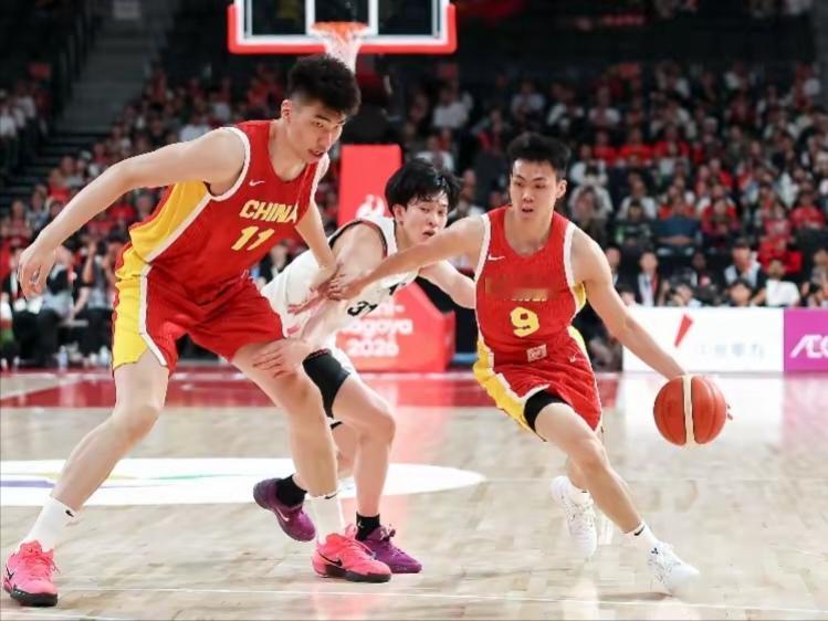 中国男篮大比分落后不敌日本！

这场赛事是发生在9月18号日本名古屋举办的亚运会
