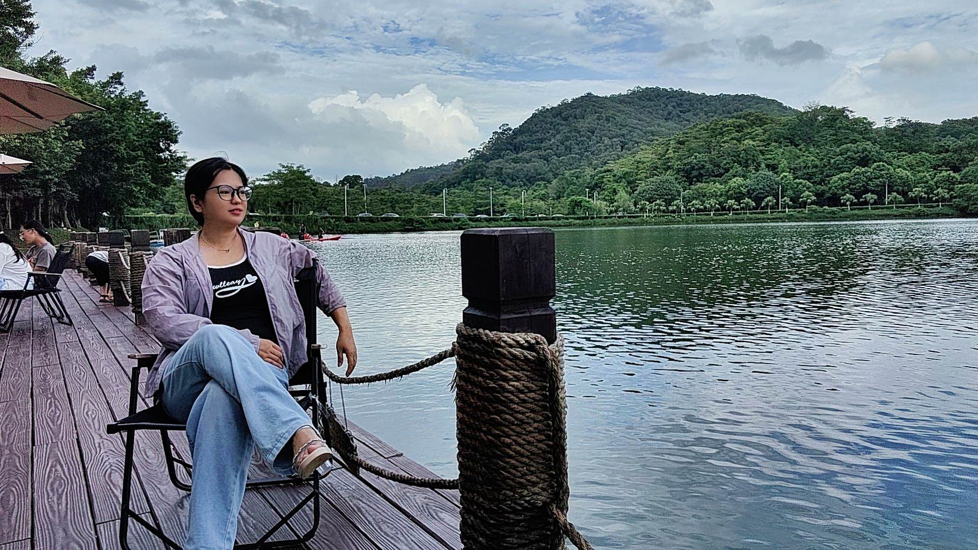 问你们一个事，在你情绪低落的时候，你们都用什么方式解压？不许撒谎哦！