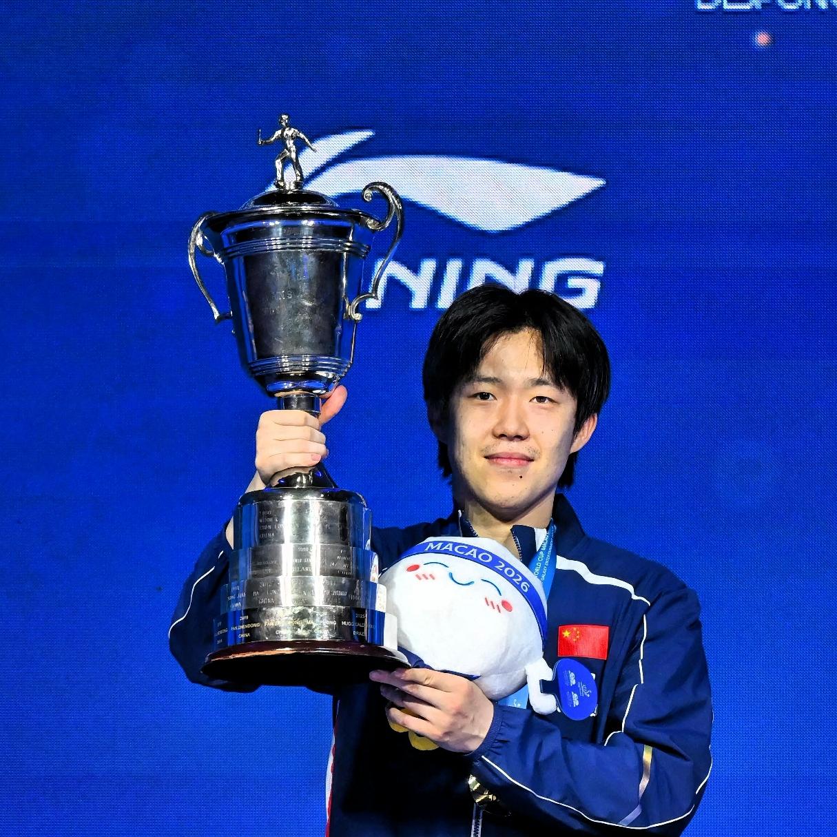 一、他哭的是什么？（三层情绪）
 
1. 极致压力的宣泄
从1-3落后到4-3逆