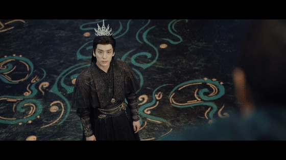 陈飞宇勇敢的人先上位谁能扛得住段胥这般勇敢追爱！作为三百年间唯一被灵主带回归墟的