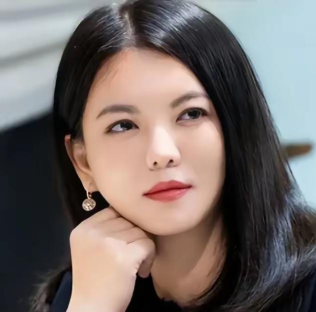 1月16日最新消息，49岁湖南卫视主持人李湘，360娱乐总裁李湘，全网被封禁，禁