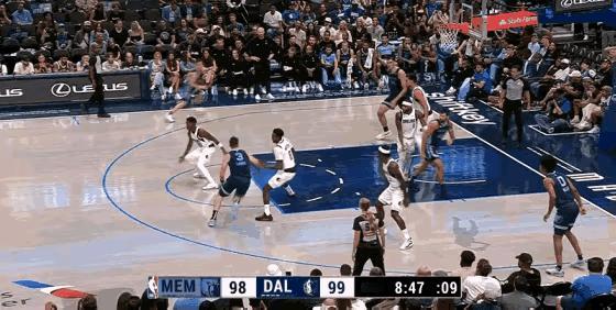 河村勇辉上场9分钟拿下5分3助攻，以1.73米的身高在NBA打出表现，这给了我这