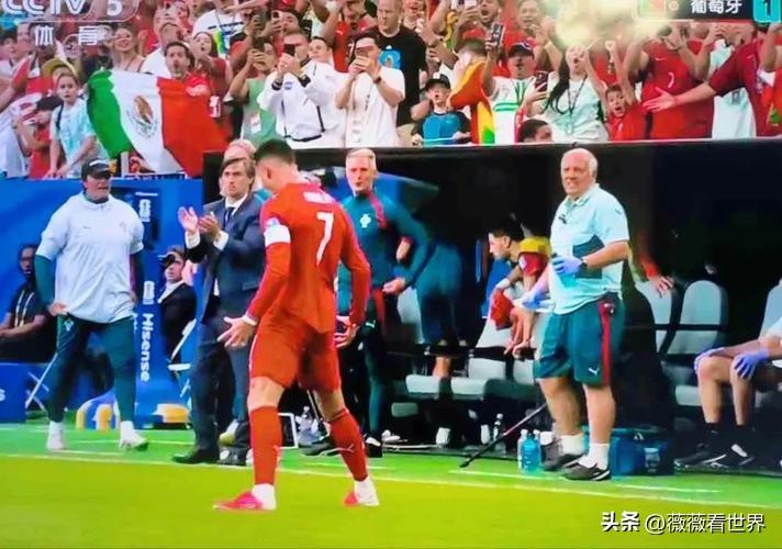 葡萄牙主帅马丁内斯太纵容C罗的个人英雄主义了！葡萄牙下半场3-0、4-0、5-0