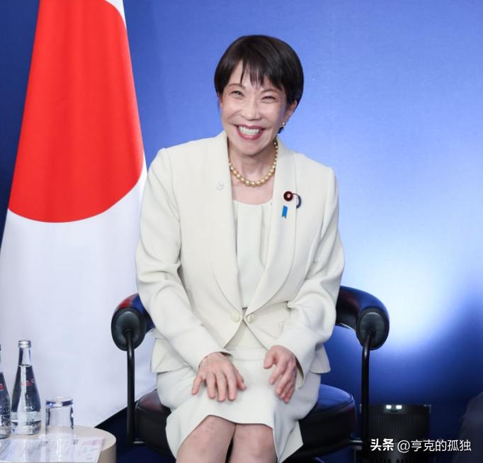 导弹、核武、稀土都奈何不了日本，唯独中国一查间谍，日本就急了，把日本逼上了跳板！