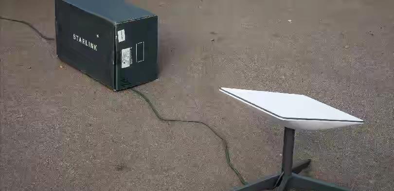 特朗普再发战争威胁，伊朗内鬼却等不及了，逃离德黑兰