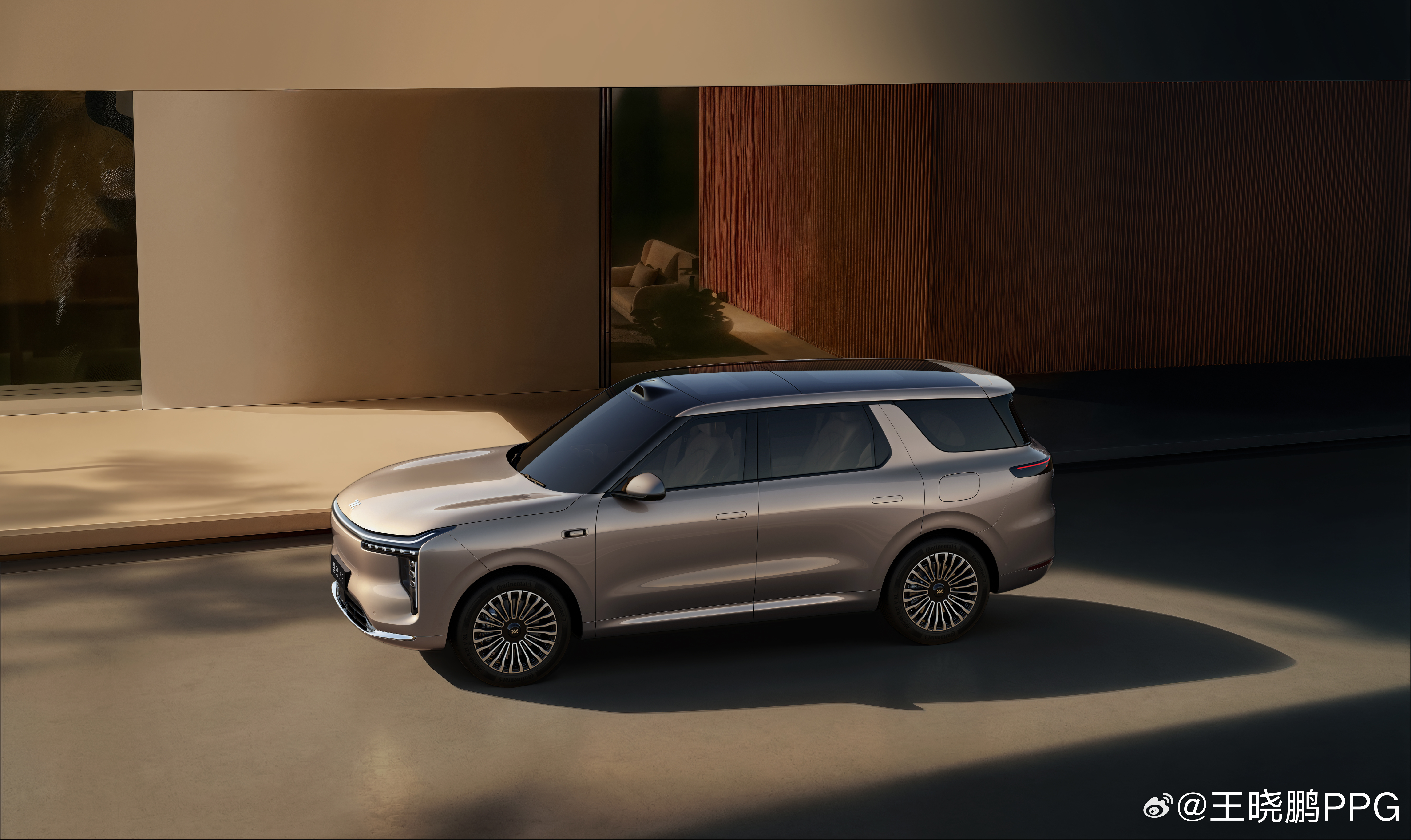 智己汽车重磅发布行业首个超级智能体IM Ultra Agent，全球首搭千问大模