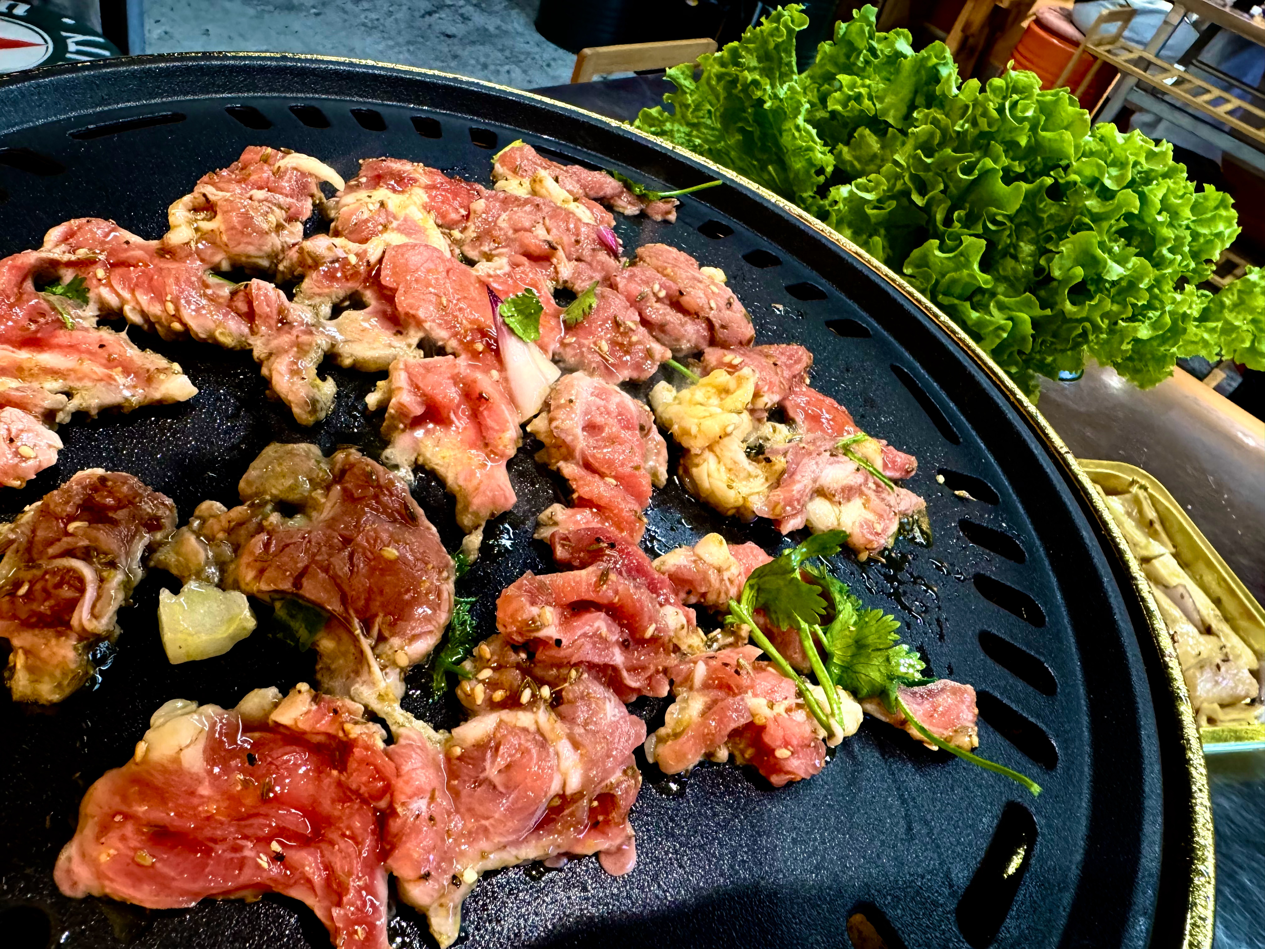 吃肉日！睡了！明天早班机！吃肉简单吃一口李楠说道[超话]李楠说道 ​​​