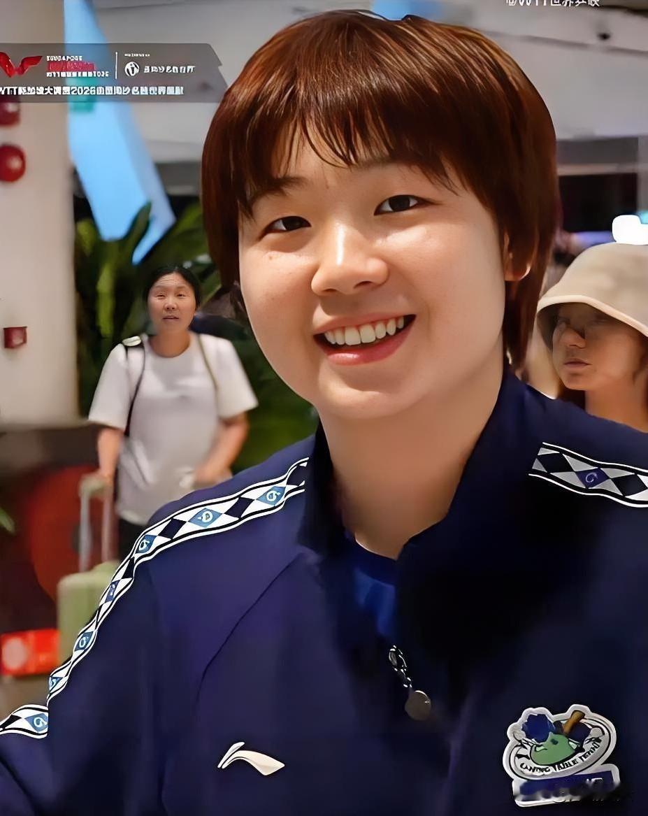 蒯曼越来越招人喜欢了，有没有和我一样感受的。
以前蒯曼总是绷着脸，不苟言笑，现在