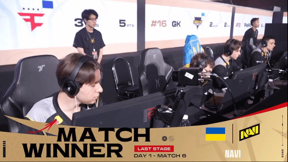 PGC2025突围赛D1R6：NAVI成功吃鸡，单局9淘汰