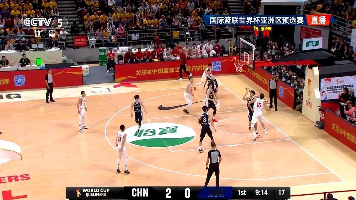 中韩战看完，几个镜头真让人坐不住！

周琦单打造犯规，但2罚1中太扎心，好几次都