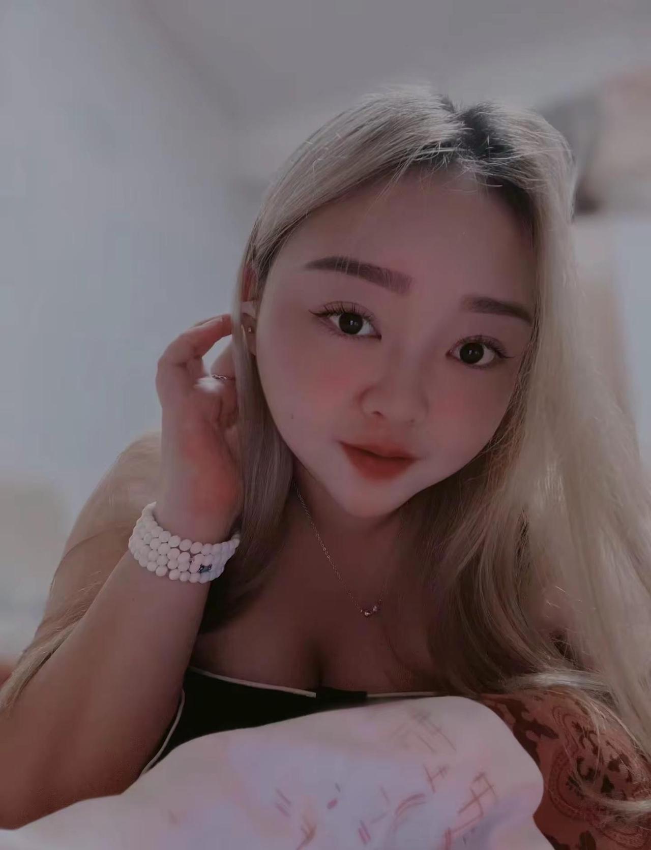 “   🉑当初的我是我那么快乐   ”