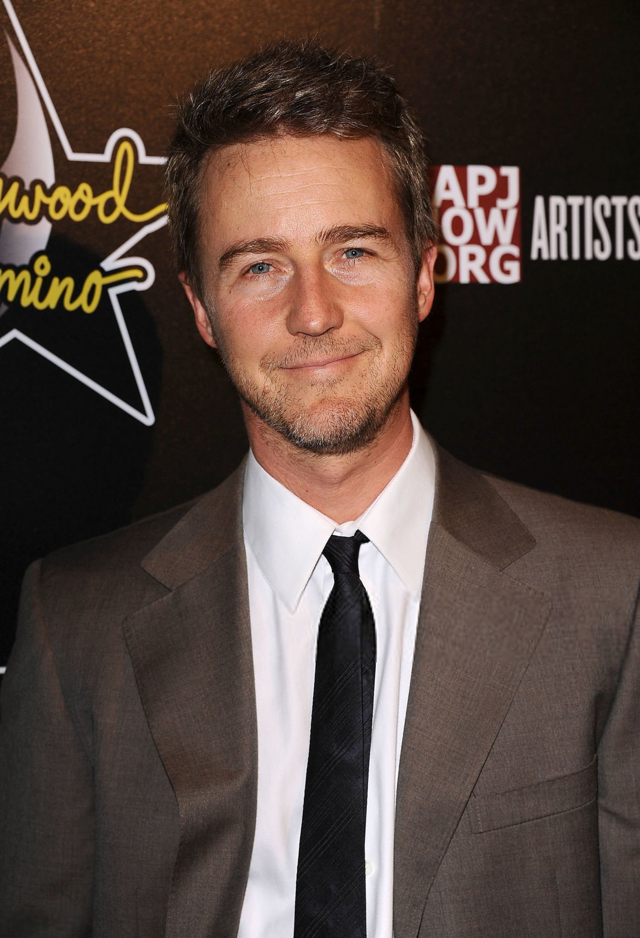 EdwardNortonedward norton 诺顿2012年参加多米诺骨牌