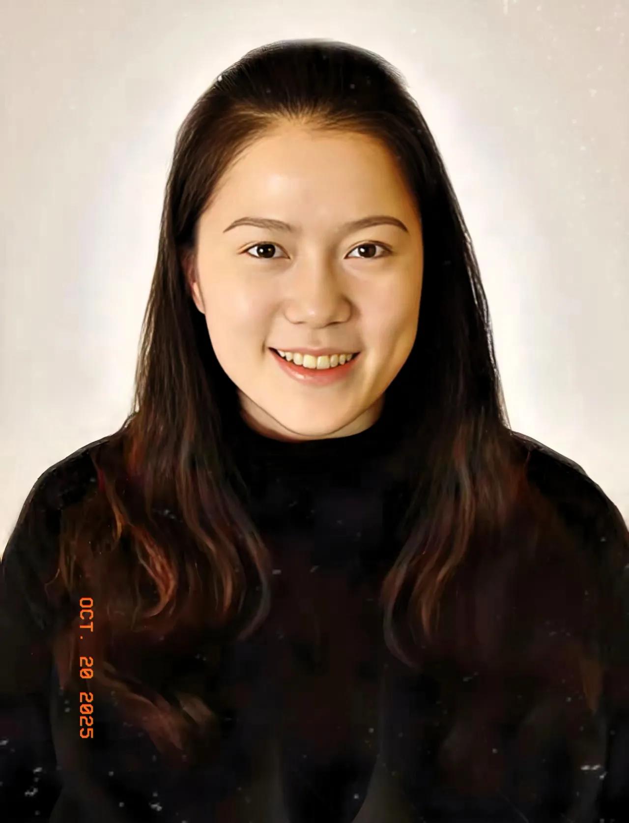 “翁帆是个伟大的女性！”不知道为什么，很多人越夸翁帆，我觉得对她越不利。

要知
