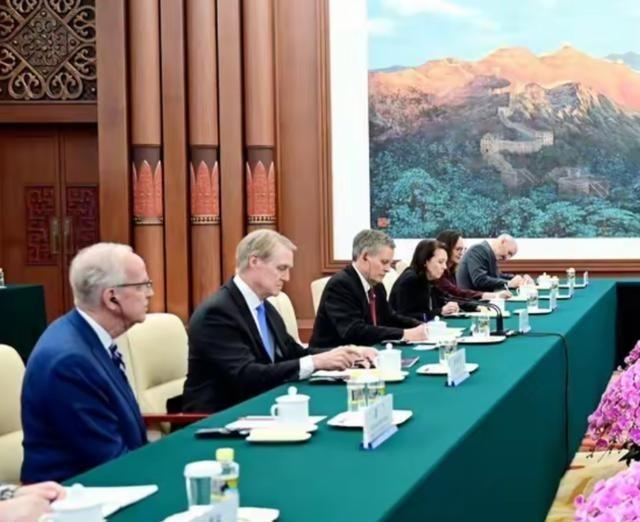 不达目的不罢休？ 谁能想到，美国国会代表团竟在我国“赖着不走”，明摆着不达目的不