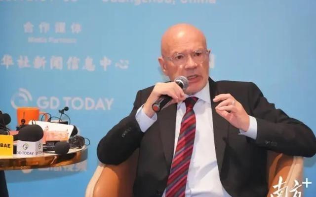 笑死，一个英国老头一句话把美国干沉默了。他曾说，一个靠战争发家、才风光了一百来年