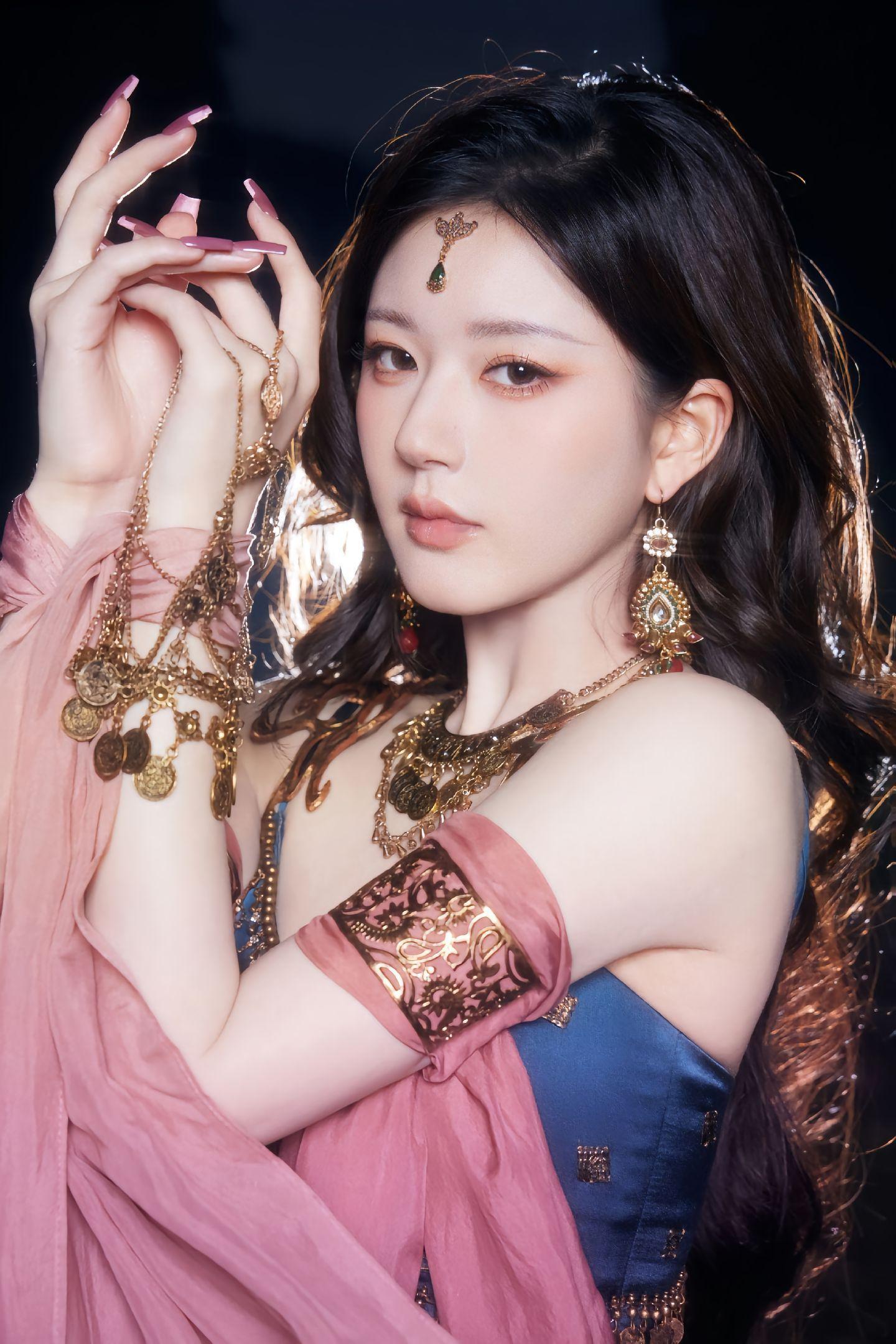 一眼万年的异域公主！#赵露思 敦煌神女##赵露思# ​​​