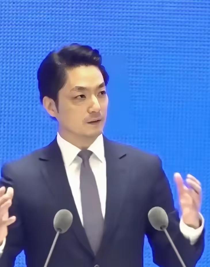 破冰只需一天！蒋万安“快闪”双城论坛：当天来回，为15年的默契保温


今天（1