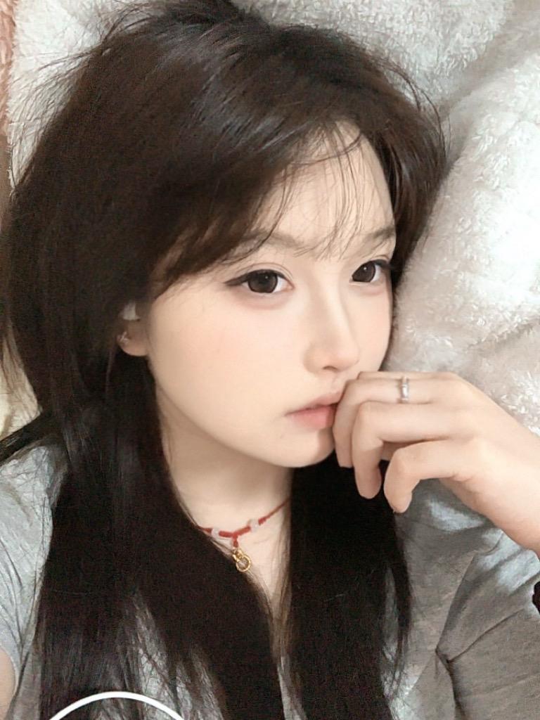 你说你想养一只猫 所以我戴上了刻着你名字的项圈