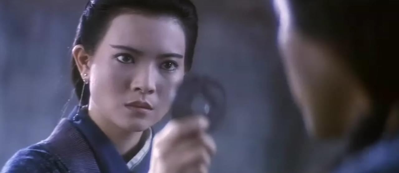 《白发魔女传》最经典的两个版本
      1980年张鑫炎执导，鲍起静、方平、