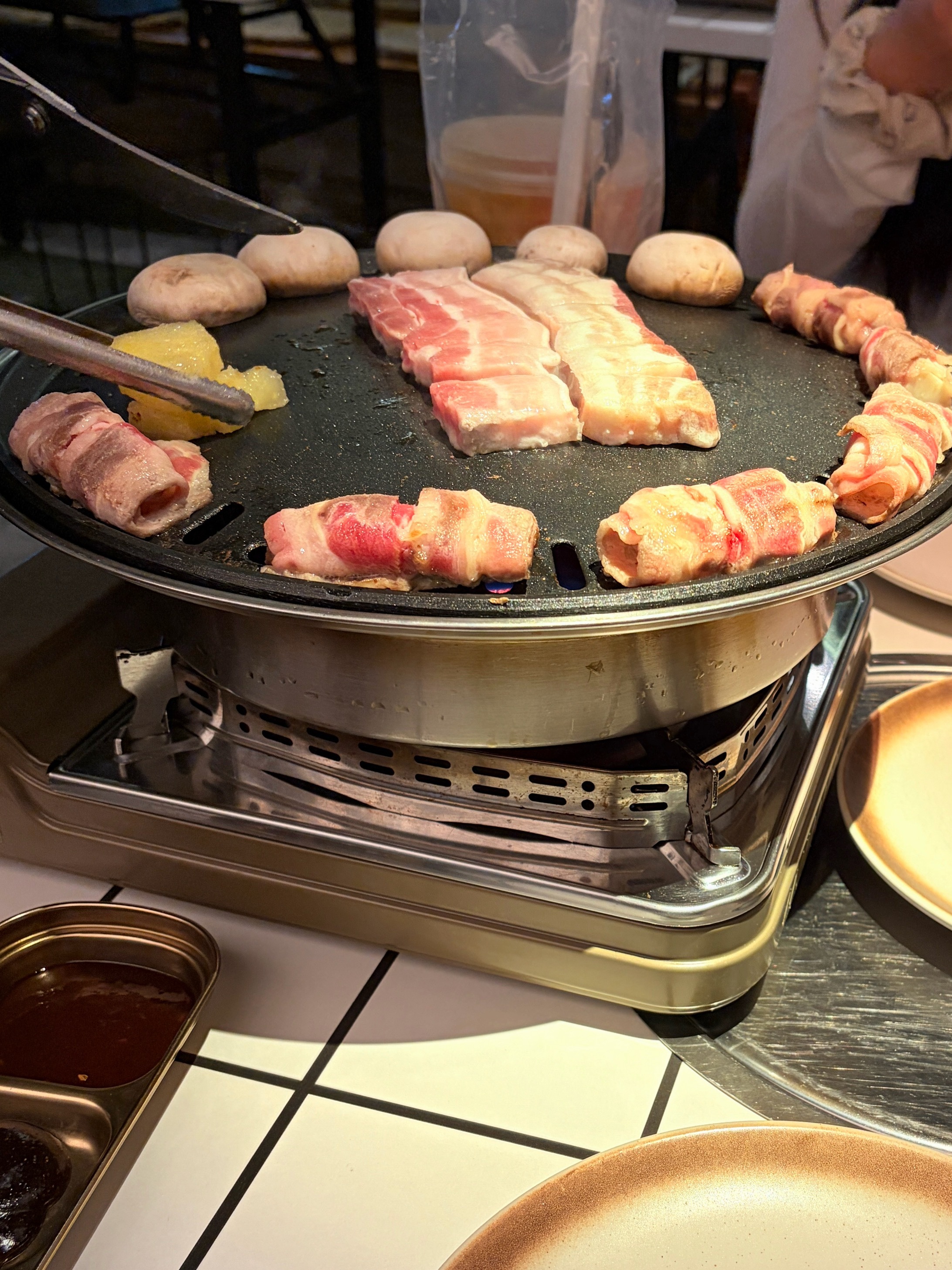 烤肉吃起来呀 