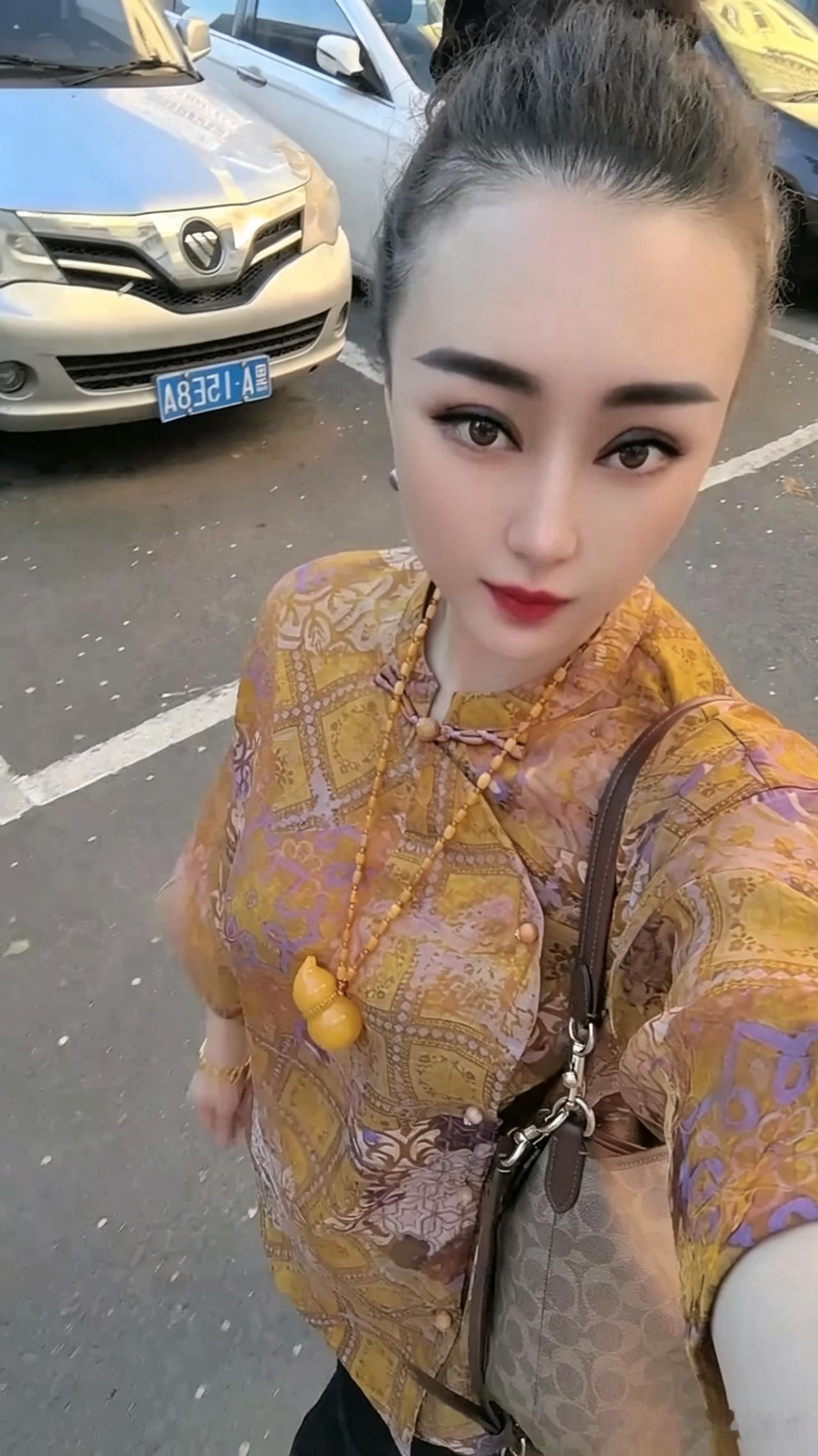 “貌美如花似天仙”，从古至今都让人向往。就像《聊斋志异之阿霞》里的阿霞，倾国倾城