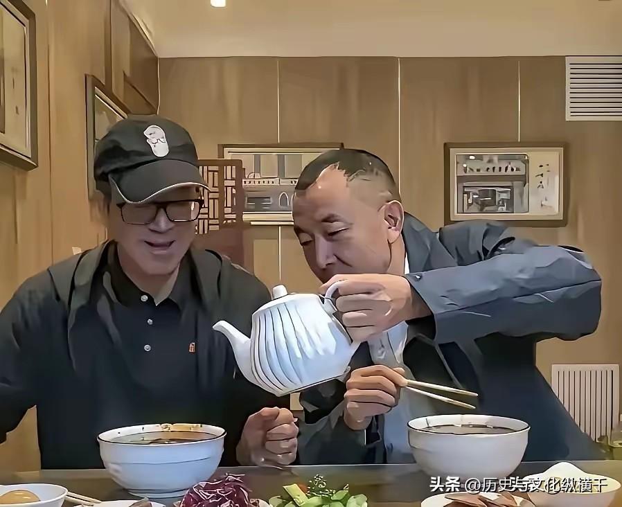 陈行甲与俞敏鸿也算是惺惺相惜吧，两个逃离体制的优秀男人互相引为知已，吃面，办公，