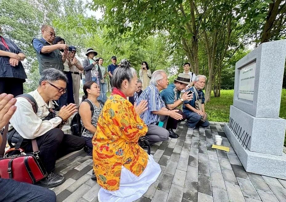 北京市，通州区，张家湾镇，立禅庵村，琉球各界民间人士日前前往琉球国人墓地遗址祭祖