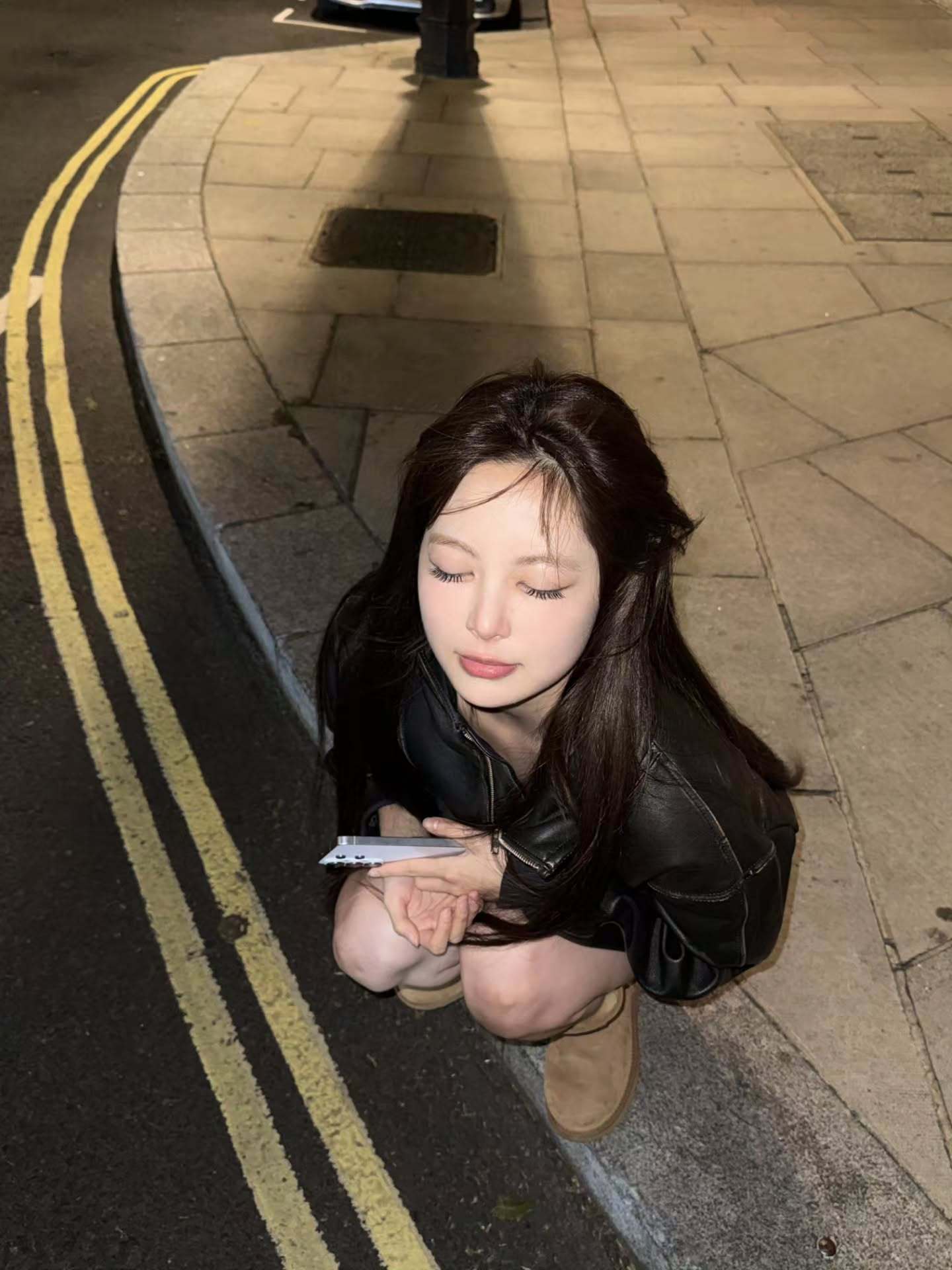 洪恩採 INS更新🖤💜 ​​​