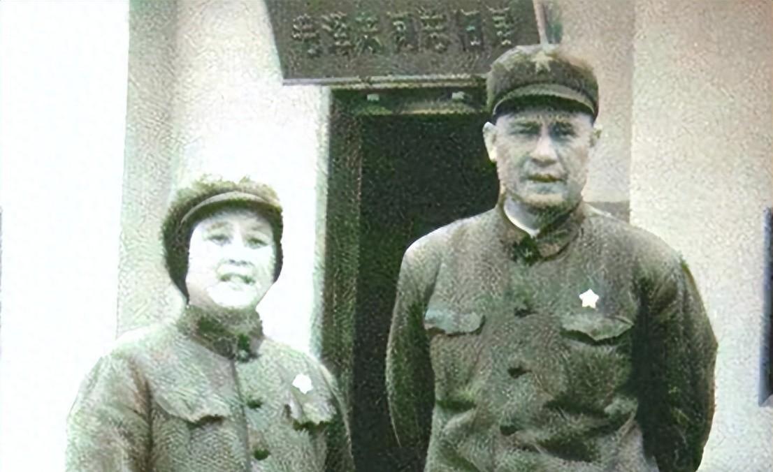 1985年他卸任大军区司令员后为何没有接受国防大学政委职务，最终由李德生担任
1
