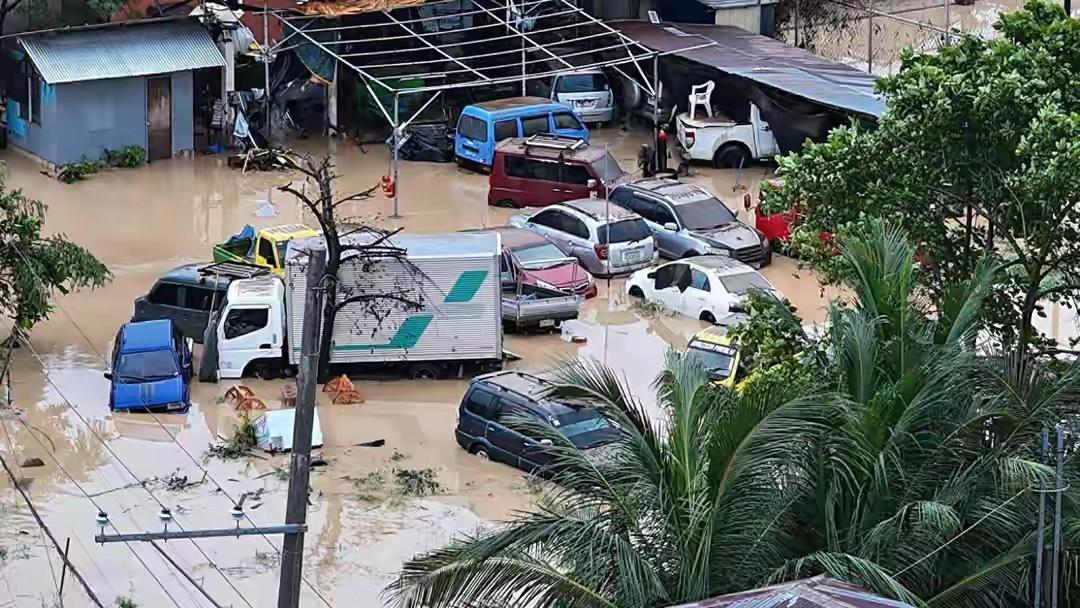 接连两波台风直接“横扫”菲律宾！全国紧急拉响灾难警报，114条人命没了，127个