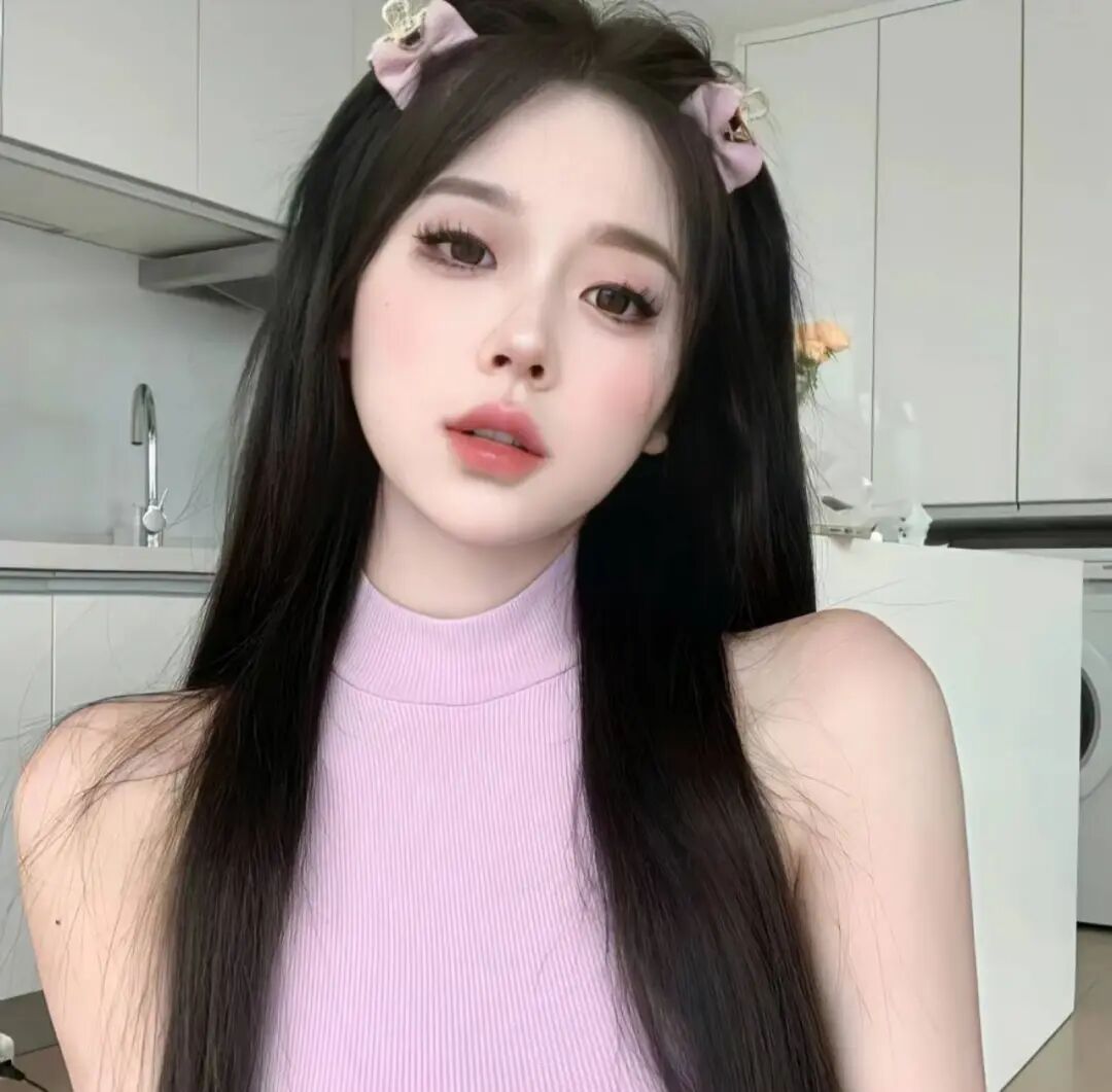 𝗪𝗲𝗖𝗵𝗮𝘁头像 ‖女生头像‖氛围感‖优质女头‖小众高级 ‖无水印女
