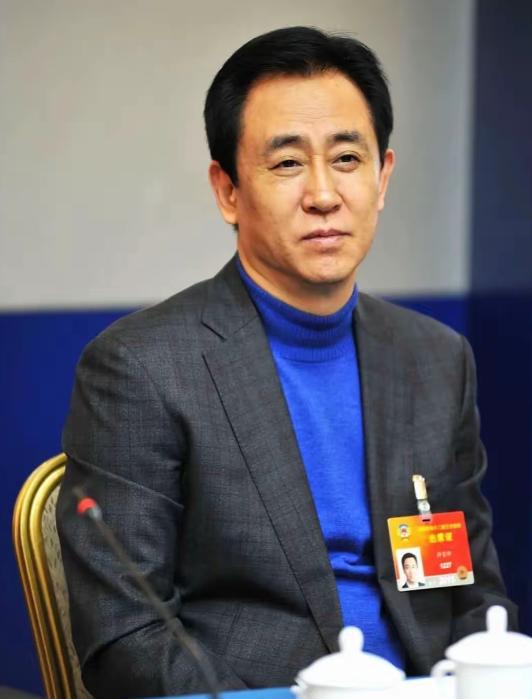 很多人好奇，恒大集团欠下的巨额债务，最后是谁来兜底买单？答案就是：没人全额兜底，