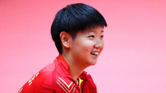 你喜欢孙颖莎吗对于这个问题我是这样认为的：孙颖莎是乒乓球女子队的骄娇者，但是她的