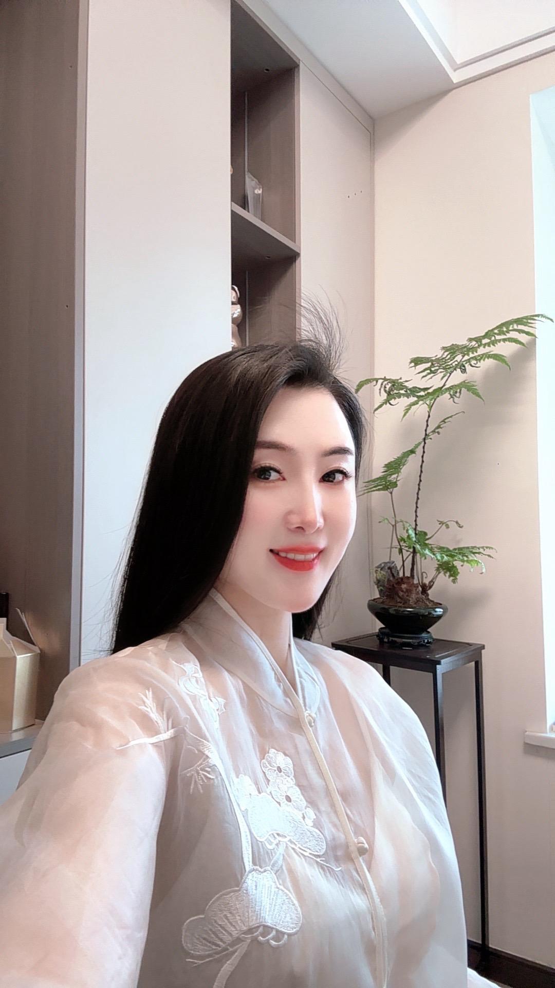 终于～夜也染上了秋意～  新的十月～新的希望～
