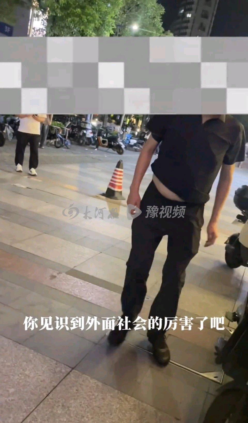00后女生走夜路遭遇醉酒男凝视辱骂，这事儿想想就糟心。但这女生超硬核，拍视频、报