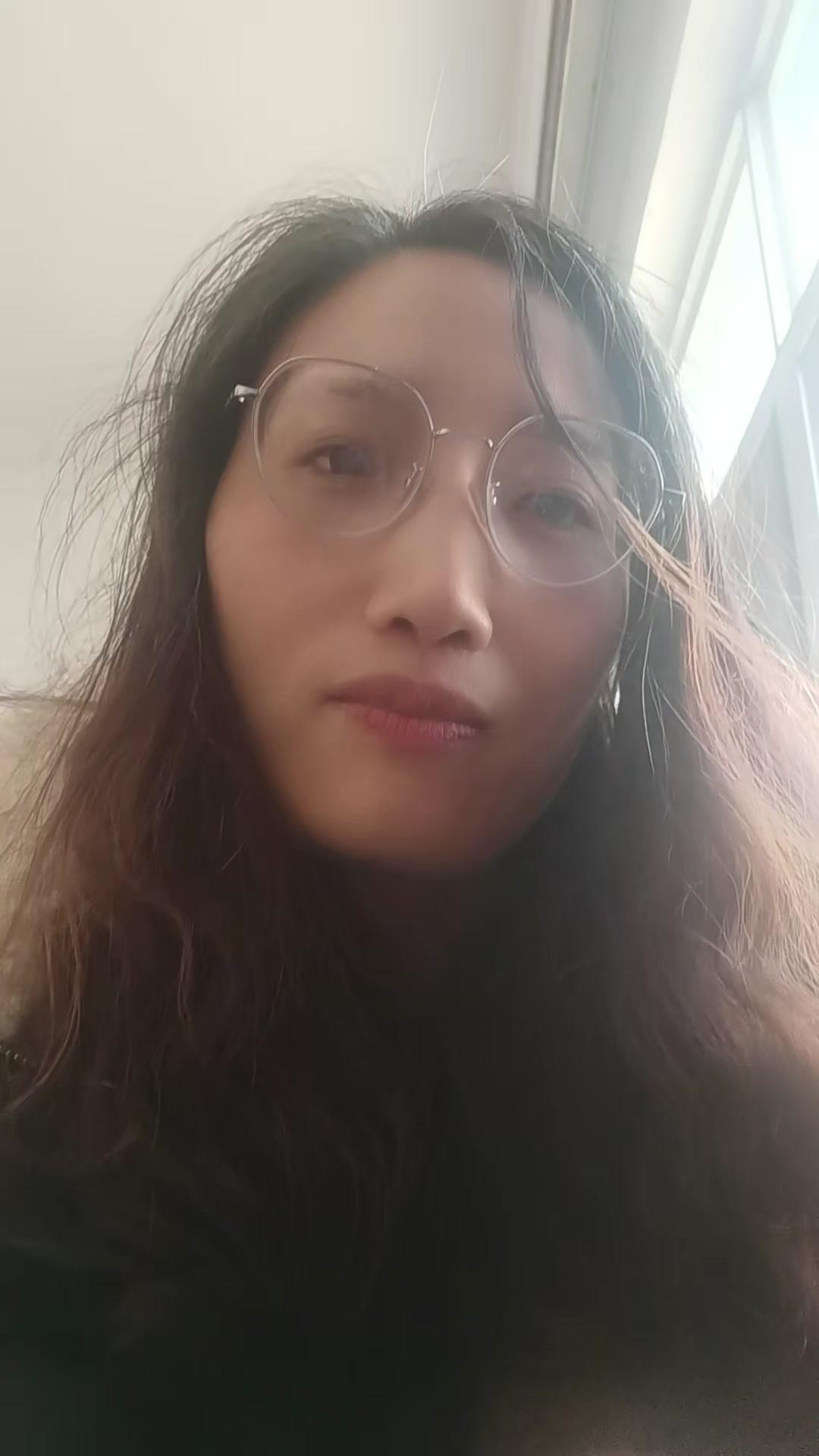 🍳70岁姥姥家的日常太治愈了！看着70多岁的老公连电饭锅都不会开，盛完饭连锅盖