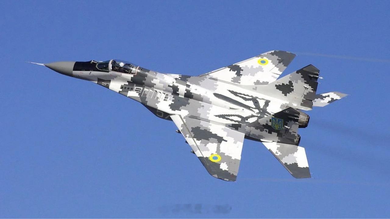 乌克兰空军一架米格-29战机坠毁 飞行员死亡8月23日，乌克兰空军发布消息称，今