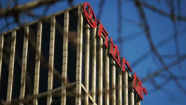 万达集团首次赎回一座万达广场近日，万达商管通过旗下万达锐驰完成回购，经过一年多时