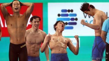 高燃！中国男子自由泳接力战胜韩国 潘展乐成三冠王
2024年2月17日凌晨，20