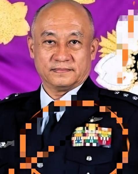 日本自卫队统合司令官、海军大将南云宪一郎说，万一中国和日本像乌克兰跟俄罗斯那样陷