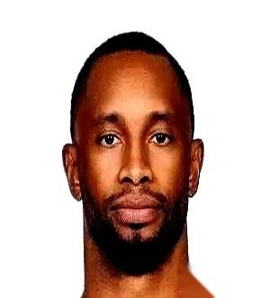 上海队这一手，直接把外援席的板凳给点着了。
古德温和洛夫顿原本坐得稳稳当当，结果